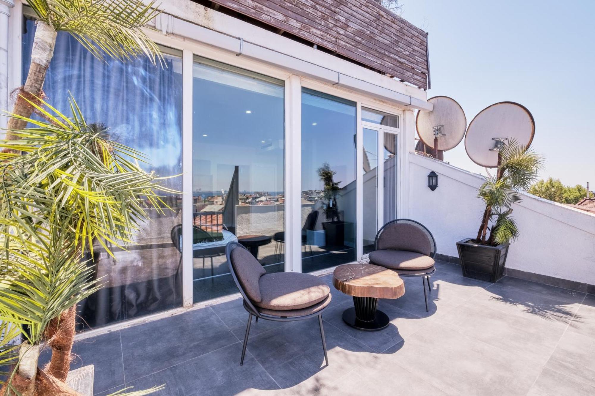 Duck Otel, Istanbul
